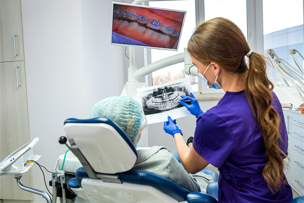 digital-dental-laboratory-vs-tradition